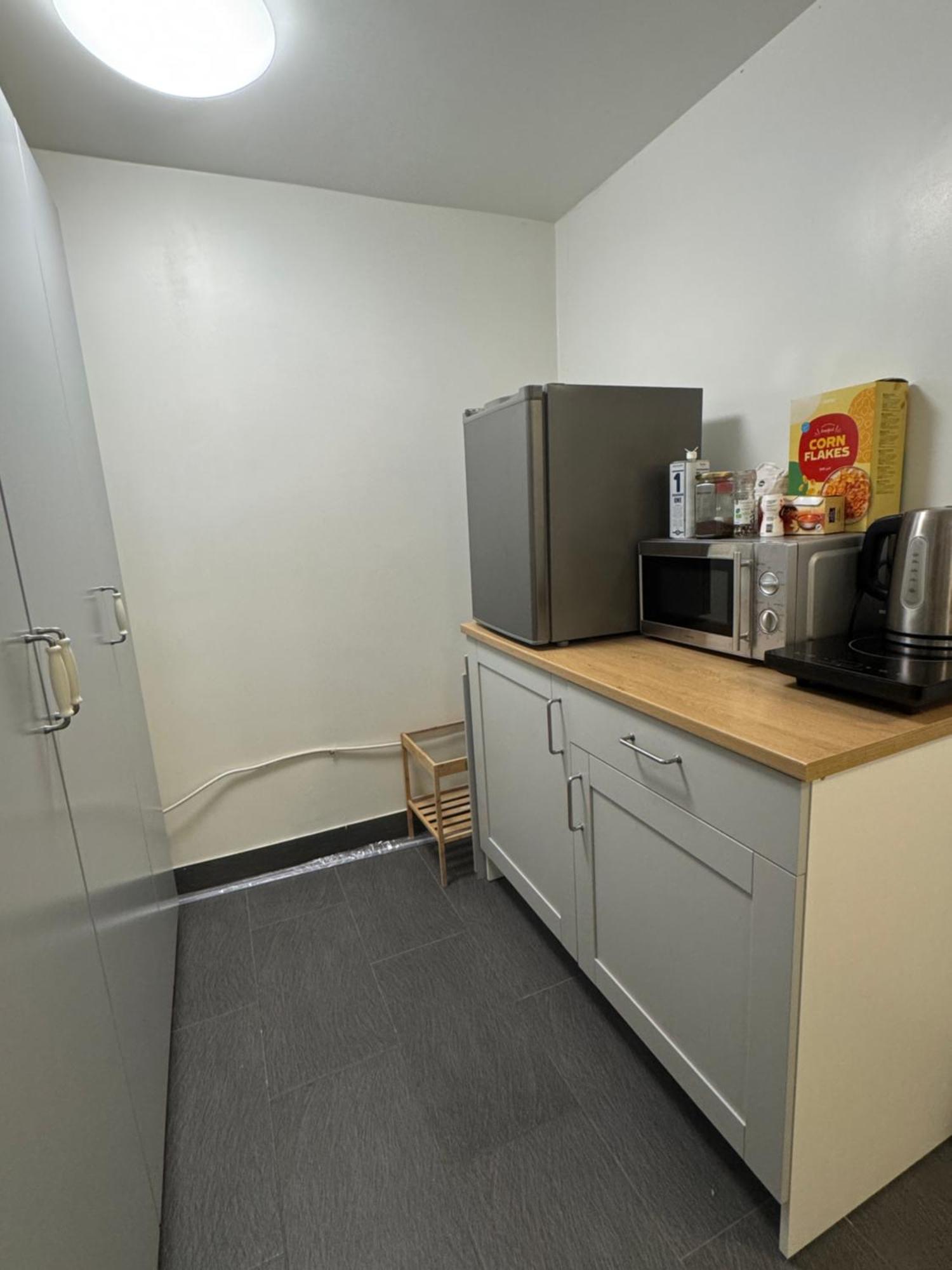 Leilighet Coosy Authentic Swedish Wooden Apartment, 25 Min To City-own Entrance Stockholm