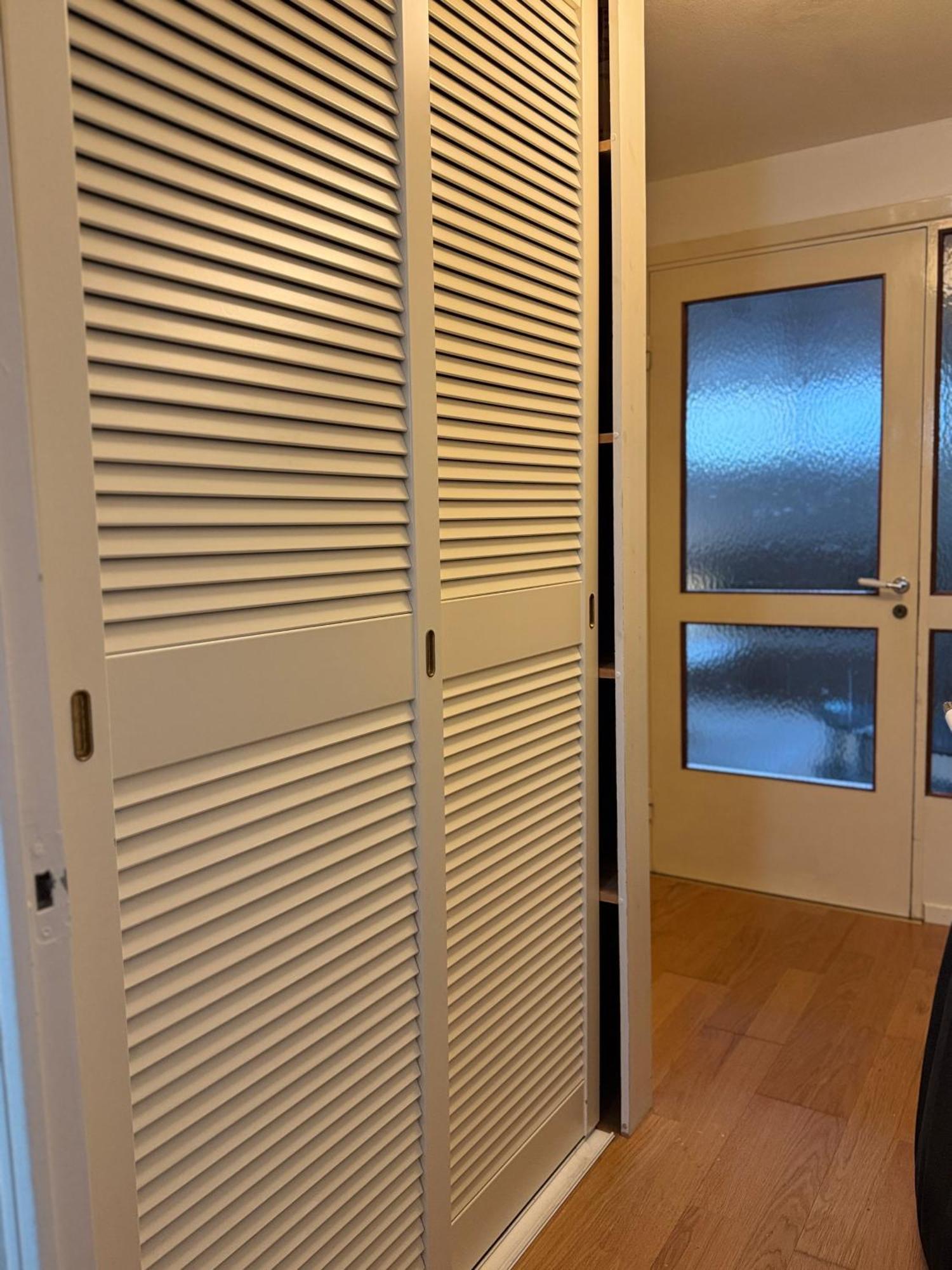Coosy Authentic Swedish Wooden Apartment, 25 Min To City-own Entrance Stoccolma